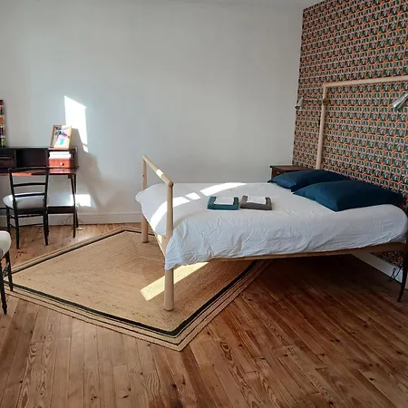 לינה וארוחת בוקר Oleron Maisonmer 3*